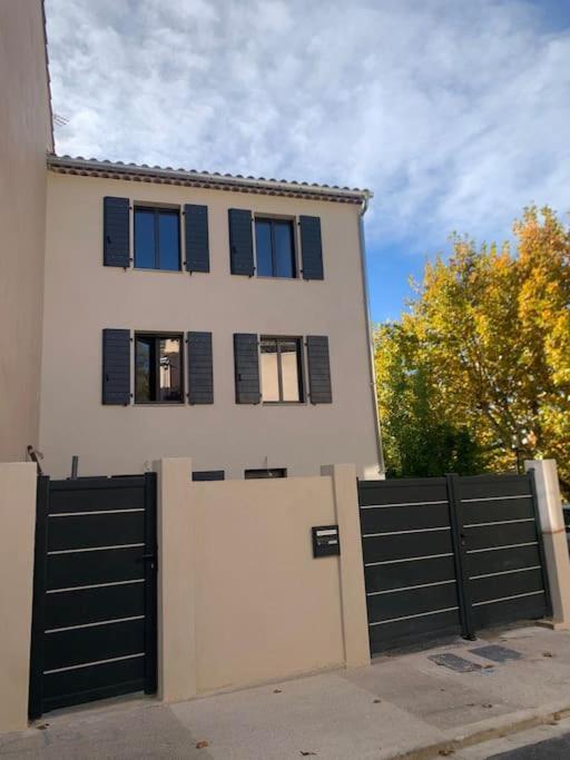 Le 2 Ter Puyloubier Exterior foto